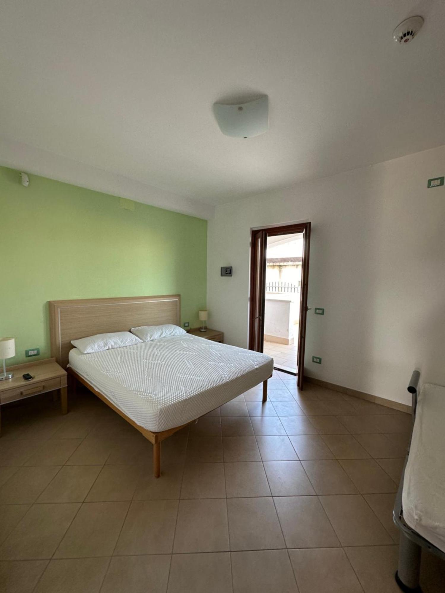 Residence Nettuno Vieste Esterno foto